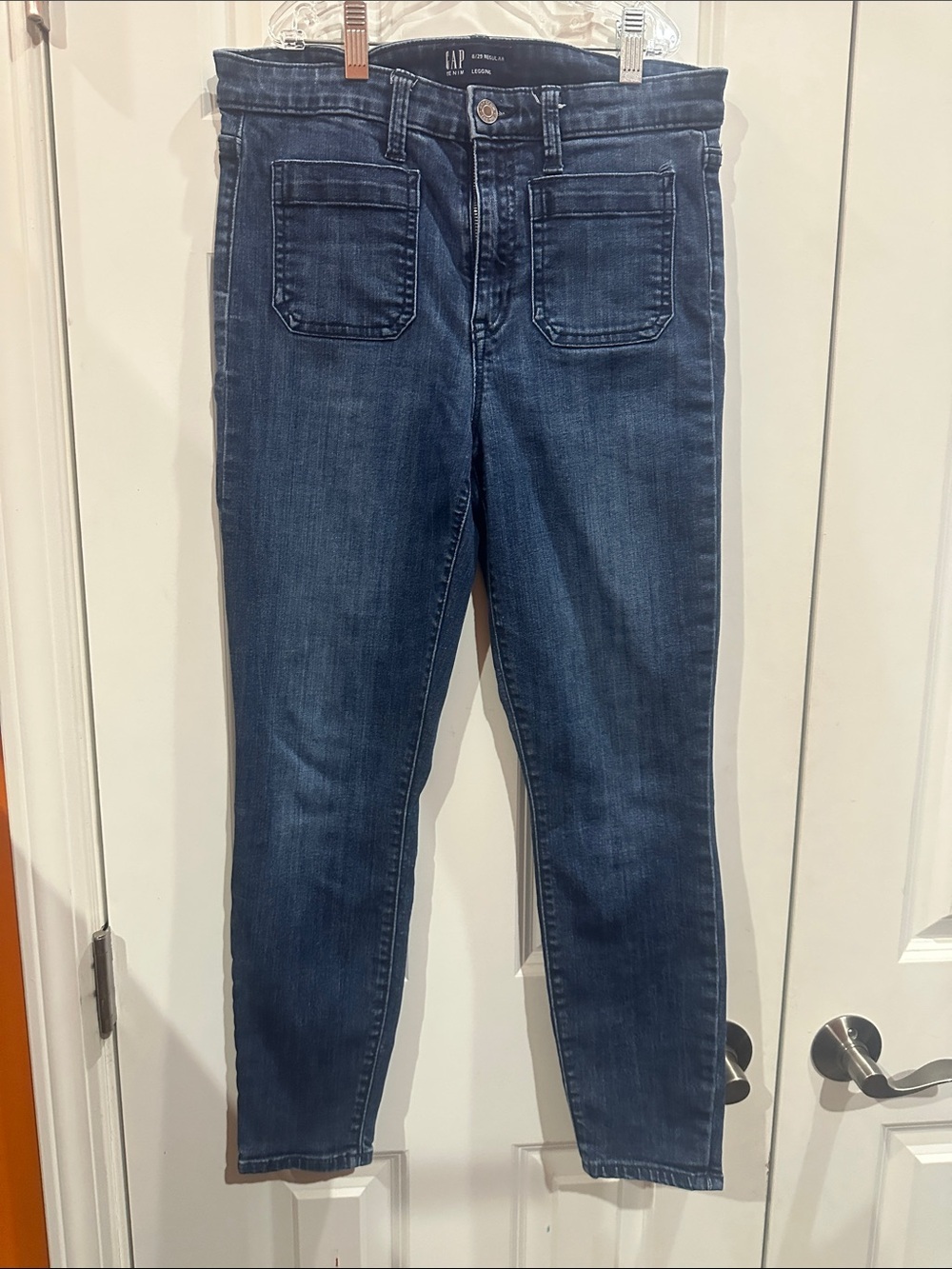 NWOT GAP Women's Deep Indigo Skinny Jeans size 8/29 regular - Picture 4 of 8